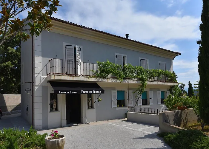 Aparthotel Fior Di Ribba