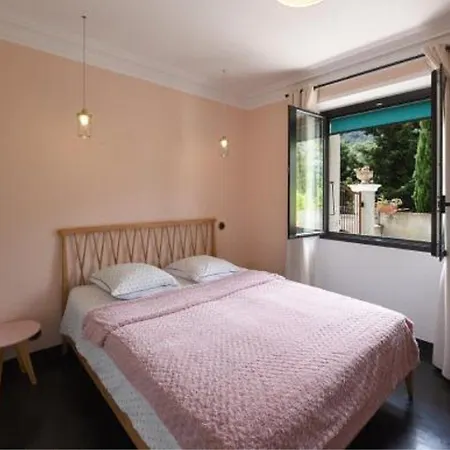 Fior Di Ribba Lägenhetshotell 4*