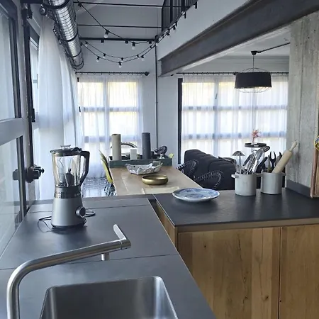 Fior Di Ribba 公寓式酒店 萨尔泰纳